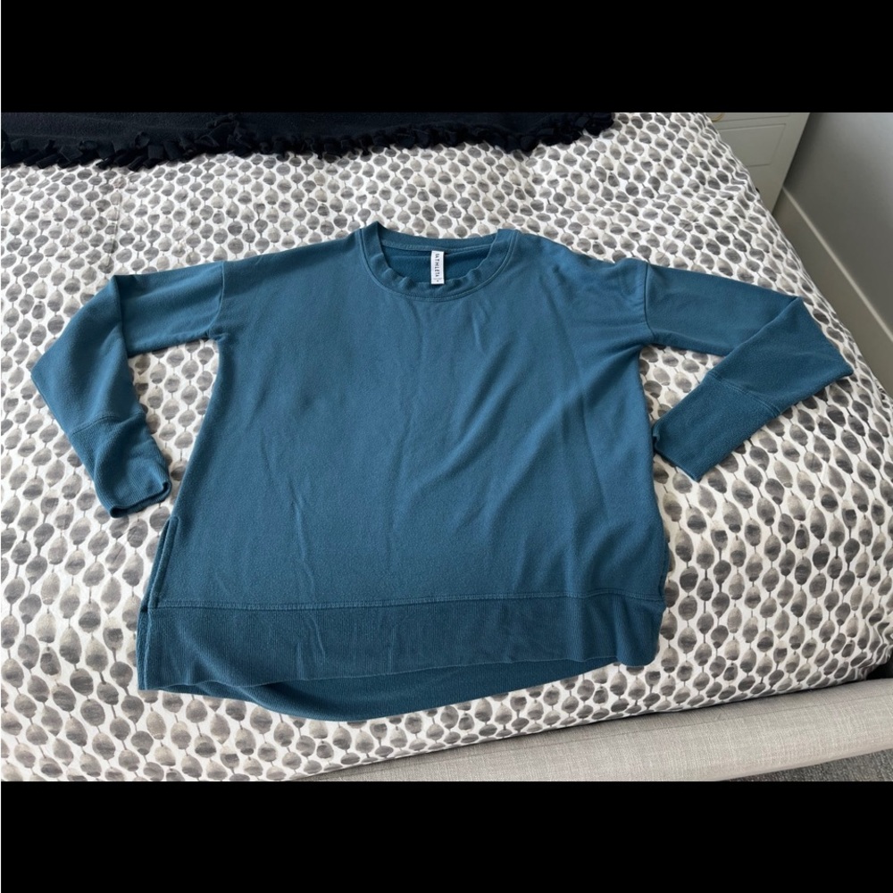 Athleta long sleeve sweatshirt sz S